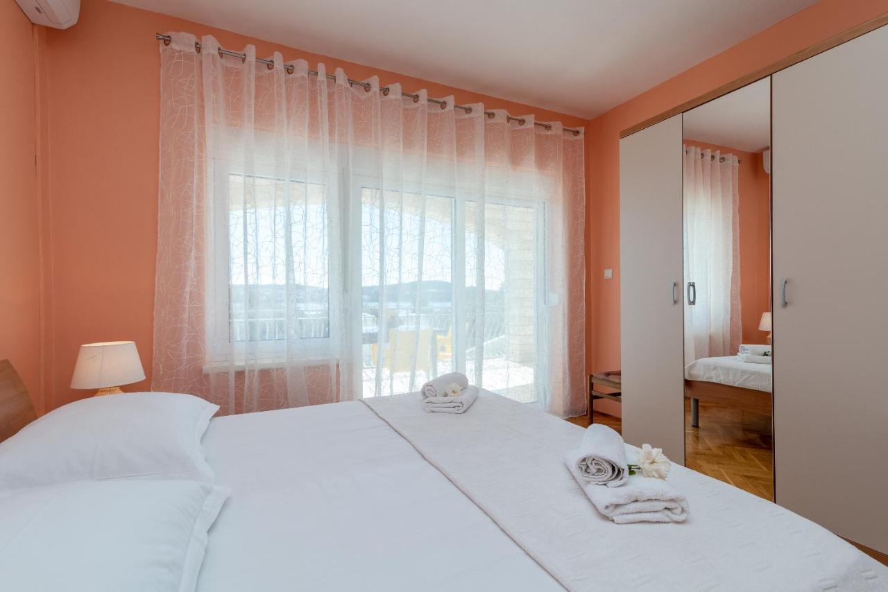 Appartement Bikaca 1 à Trogir Extérieur photo
