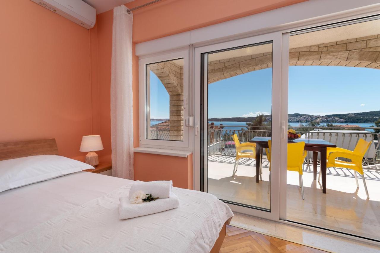 Appartement Bikaca 1 à Trogir Extérieur photo