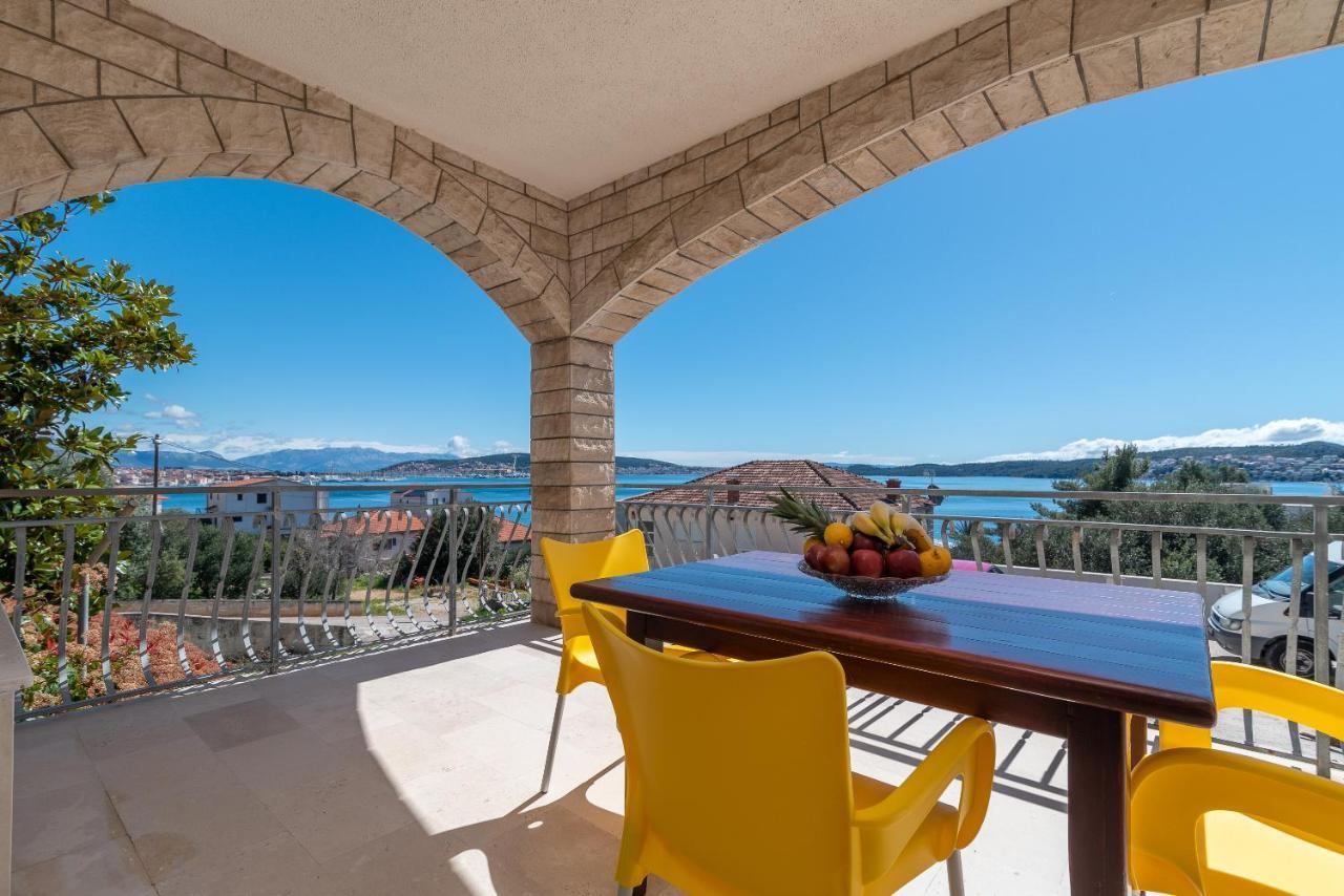 Appartement Bikaca 1 à Trogir Extérieur photo
