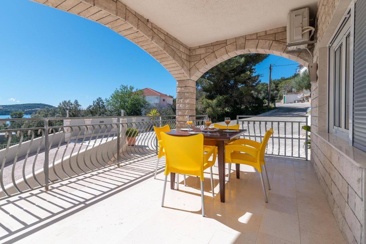 Appartement Bikaca 1 à Trogir Extérieur photo