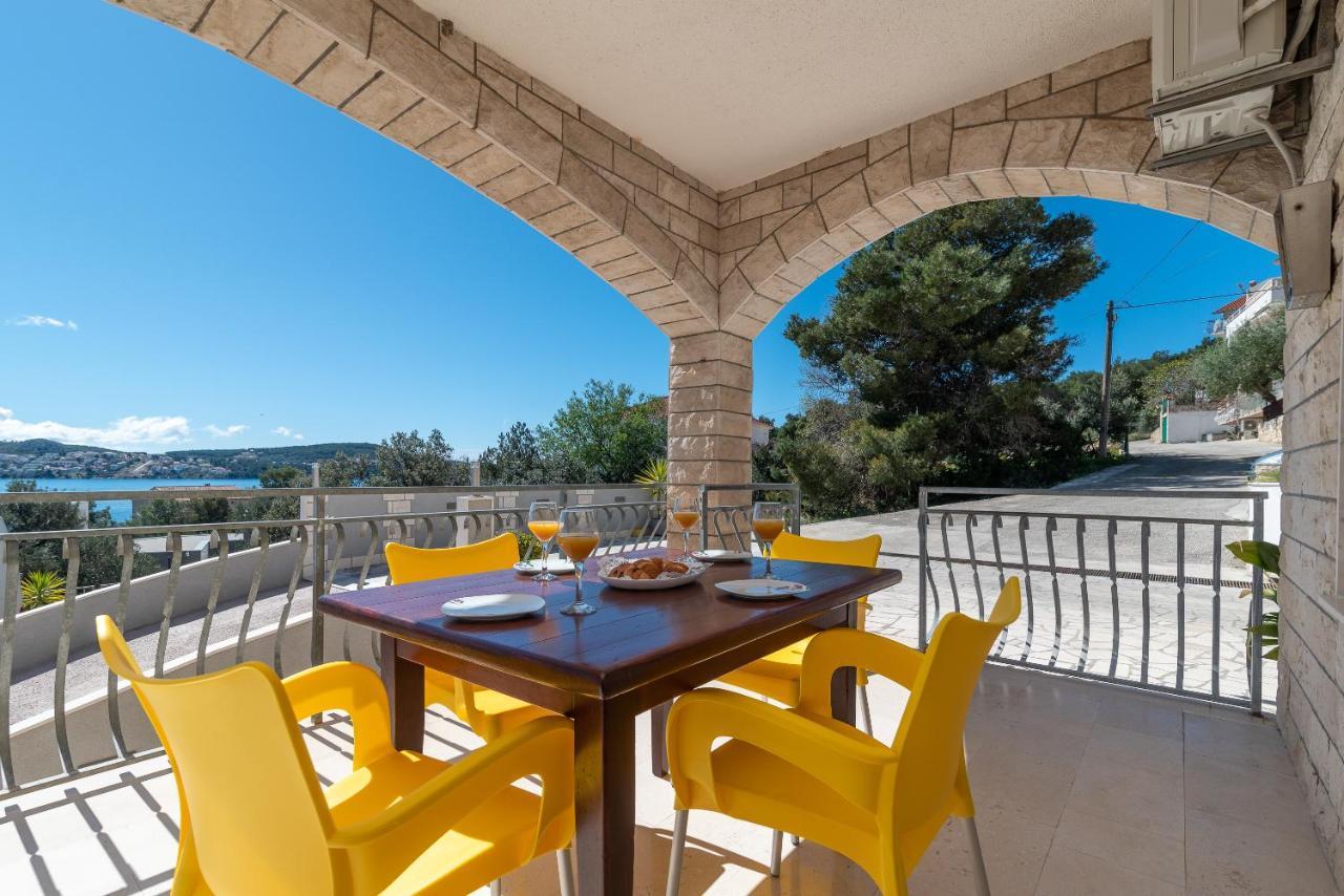 Appartement Bikaca 1 à Trogir Extérieur photo